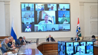 Губернатор Травников поручил заправлять грузовики на отдельных АЗС