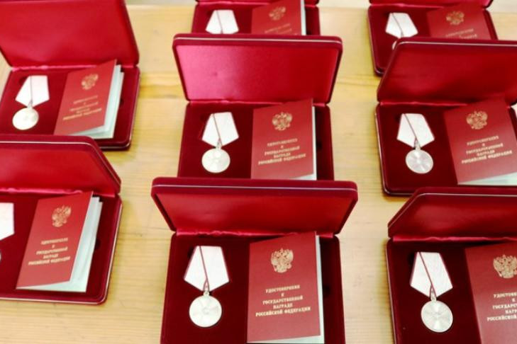 Владимир Путин наградил новосибирцев к 9 Мая