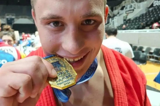 Самбист Денис Кулигин из Барабинска выиграл первенство мира