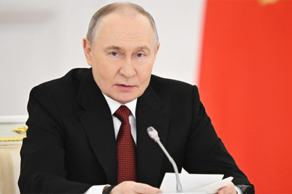 Андрей Травников обсудил подготовку кадров для экономики РФ