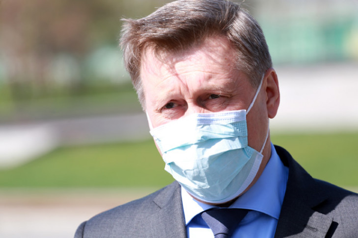 Мэр Новосибирска посоветовался с врачами по поводу ревакцинации