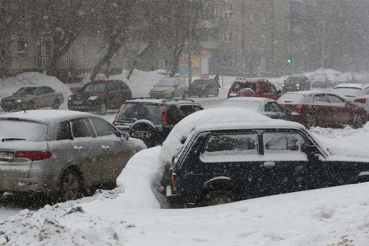 Погода в Новосибирске испортится: вышло предупреждение о снеге и сильном ветре