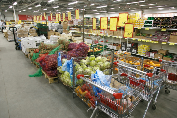 Торговые сети Новосибирска назвали список продуктов с ограниченной наценкой