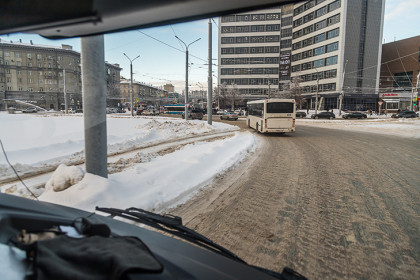 В Новосибирске не могут найти перевозчиков для автобусов №87 и №43