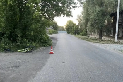 В Новосибирске неизвестный водитель сбил 10-летнего велосипедиста