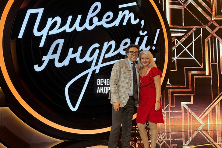 Экскурсовод музея в Новосибирске покорила песней Андрея Малахова