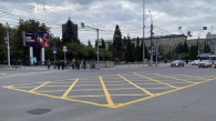 На площади Ленина в Новосибирске нанесли «вафельную» разметку