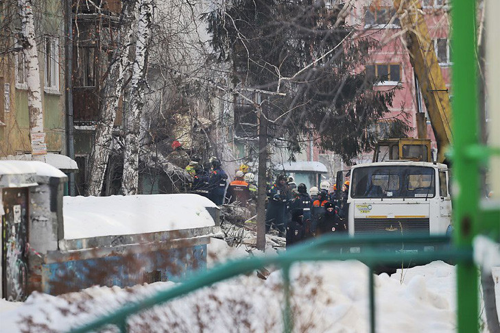 Число погибших из-за взрыва в доме на Линейной в Новосибирске выросло до восьми человек