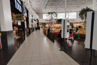 Фудхоллы и фудкорты помогают выживать новосибирским ресторанам