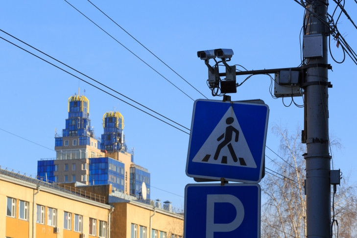 Сейсмический светофор испытали на улице Зорге в Новосибирске инженеры НГТУ