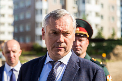 Андрей Травников контролирует ход ремонта учреждений образования региона к началу учебного года