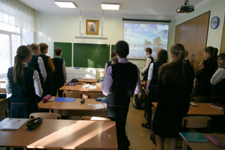 Андрей Травников не подтвердил продление осенних каникул в школах Новосибирска 