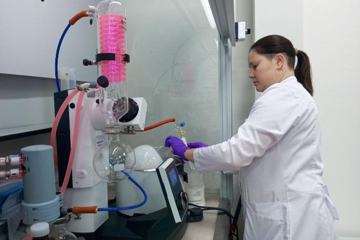 Ученые в Новосибирске первыми в России научились выявлять рак по капле крови