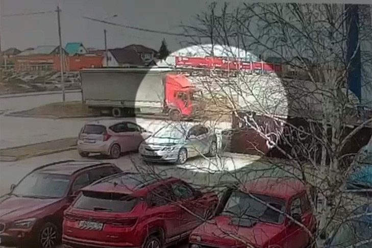 Угонщика грузового Volvo задержали на вокзале Новосибирск-Главный