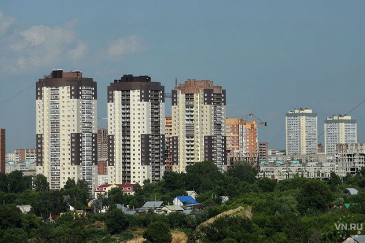 Самые уродливые здания РФ находятся в Новосибирске по версии Варламова