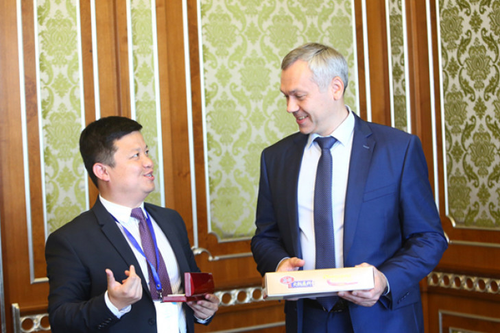 Андрей Травников встретился с молодыми предпринимателями России и КНР