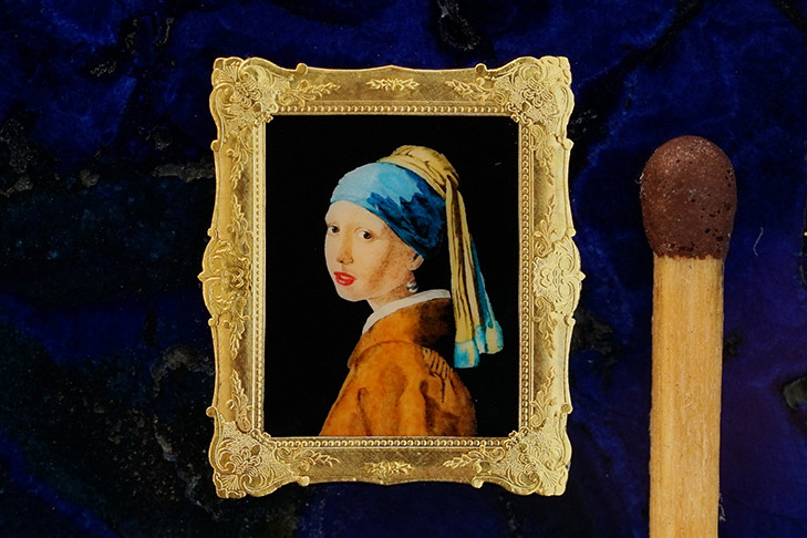 Новосибирский левша Анискин уменьшил картину Вермеера в 370 раз