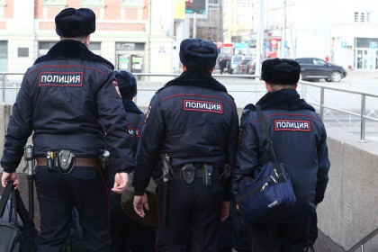 «Алло, полиция!»: самые невероятные звонки в дежурную часть