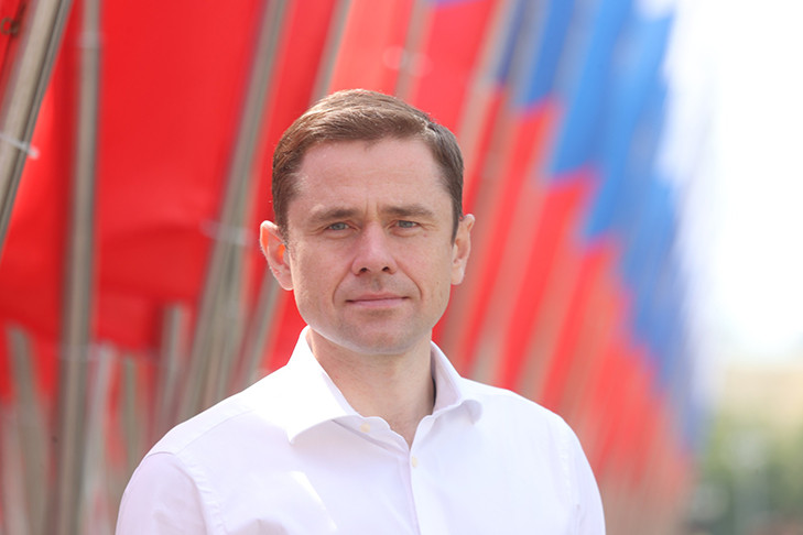 Поздравление депутата Госдумы РФ Александра Аксёненко с Днем Победы