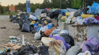 В посёлке Новосибирской области неделю не вывозят мусор