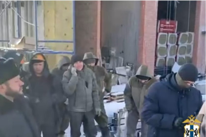 Рейд по стройкам с мигрантами провели полицейские в Новосибирске