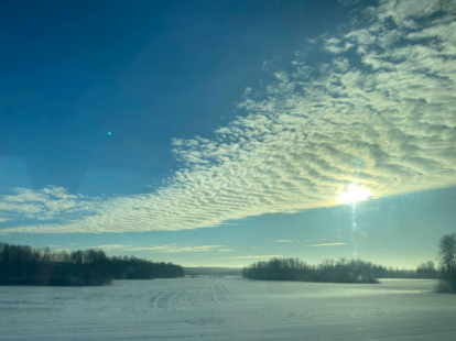 На трассах в Новосибирской области работают мобильные пункты обогрева