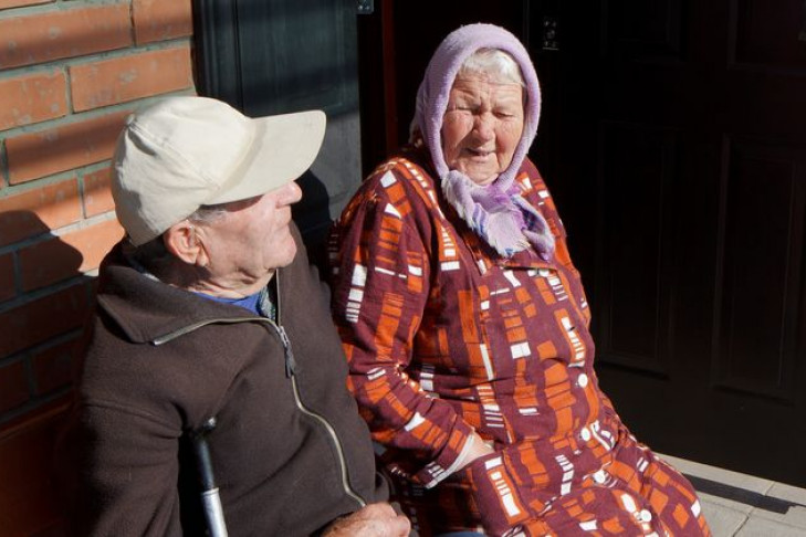 Всего пять лет после пенсии живут мужчины в Новосибирске  