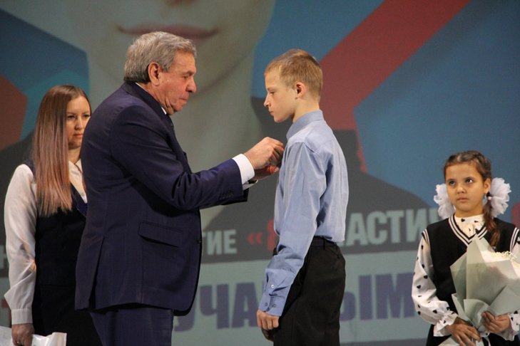 smelost-i-otvaga-ne-po-godam-v-kuybysheve-nagradili-detey-geroev_1765192199501118949__2000x2000.jpg