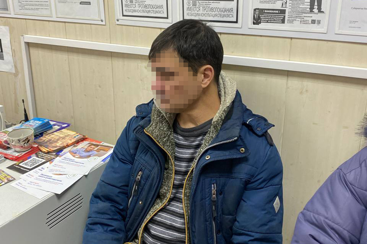 Задержанный в МФЦ нарушитель.jpg