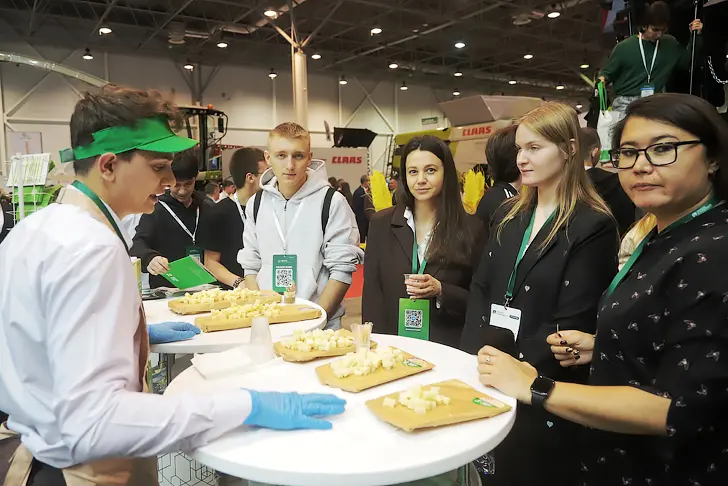 Фото VN.ru 2025-11-05_Заржецкий_053.webp