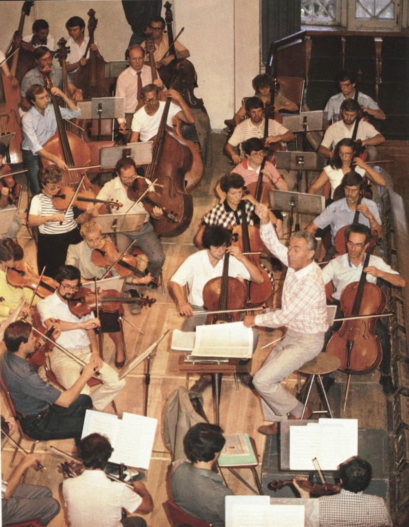 Repetitsiya-Simfonicheskogo-orkestra-A.Katsa.-1988.jpg