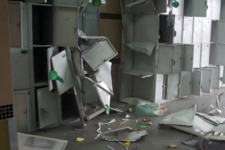 Появилось видео последствий взрыва в новосибирском ТЦ «Колорлон»