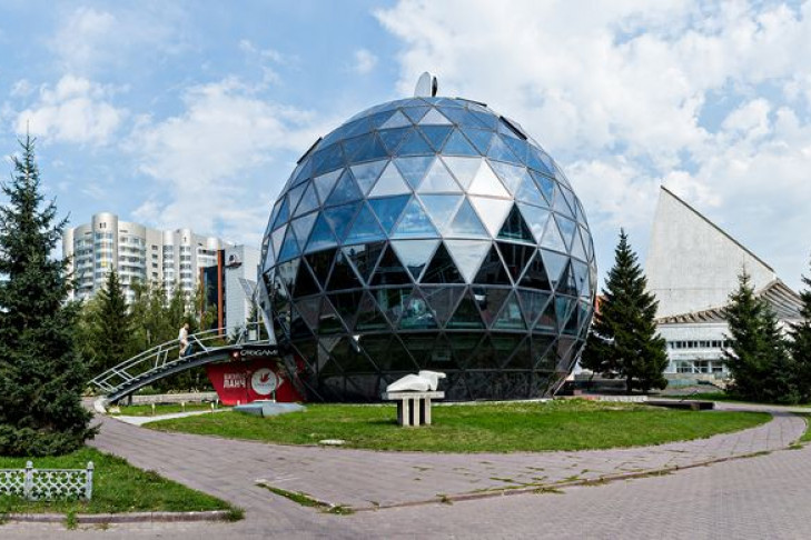 Названы 12 самых красивых зданий, построенных в Новосибирске за 10 лет