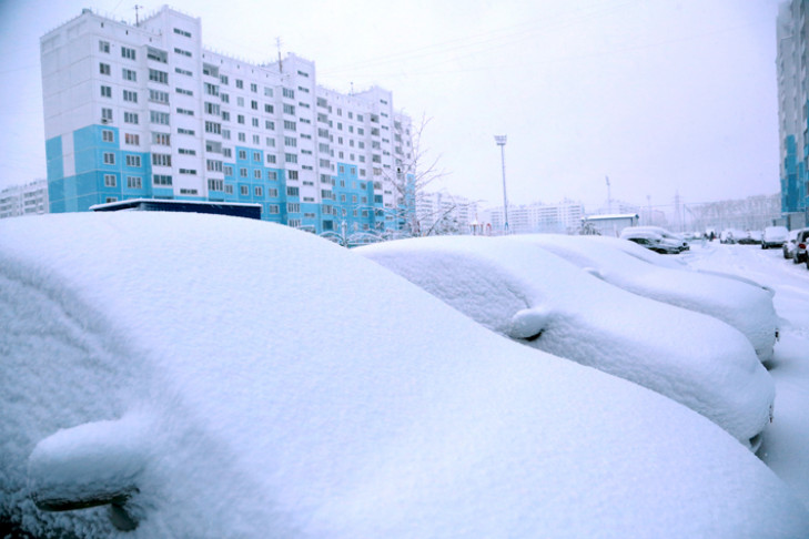 Новосибирск оказался во власти  холодного атмосферного фронта